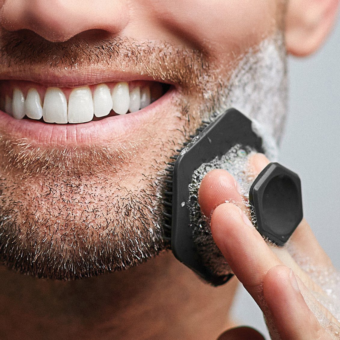 Alwafore Facial Cleaning Brush - đánh giá và giá Silicone Face Scrubber Electric